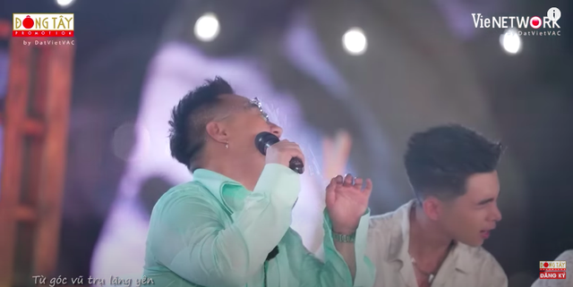 Khán giả bồi hồi nghe Ưng Hoàng Phúc làm sống lại hit thanh xuân, Jun Phạm lần đầu kết hợp rapper Blacka - Ảnh 7.