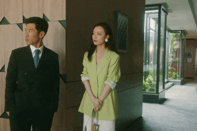 10 bộ đồ đẹp hết &yacute; của d&agrave;n mỹ nh&acirc;n c&ocirc;ng sở, gi&uacute;p chị em c&oacute; th&ecirc;m &yacute; tưởng l&ecirc;n đồ đi l&agrave;m - Ảnh 2.