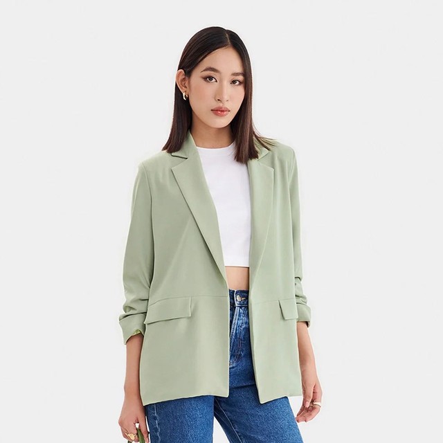 10 bộ đồ đẹp hết &yacute; của d&agrave;n mỹ nh&acirc;n c&ocirc;ng sở, gi&uacute;p chị em c&oacute; th&ecirc;m &yacute; tưởng l&ecirc;n đồ đi l&agrave;m - Ảnh 13.