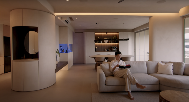 Kiến tr&uacute;c sư nghi&ecirc;n cứu từng sở th&iacute;ch của gia chủ, cải tạo ngoạn mục căn nh&agrave; cũ kỹ - Ảnh 13.