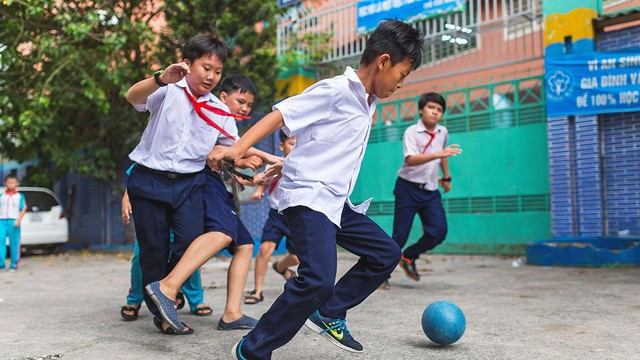 Báo Anh khen hệ thống giáo dục Việt Nam nằm trong số tốt nhất thế giới - Ảnh 1.