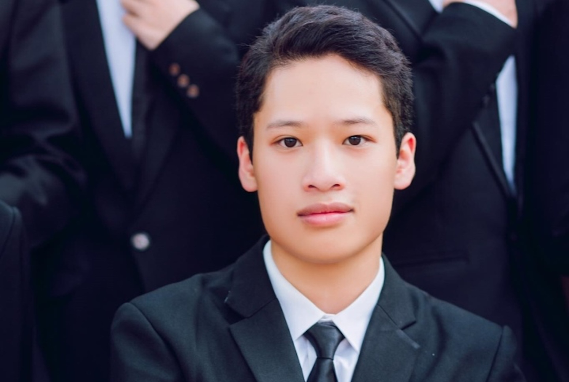 全国の総代7人のうち6人は村の学校の出身である - 写真4。 全国の総代7人のうち6人は村の学校の出身である - 写真4。