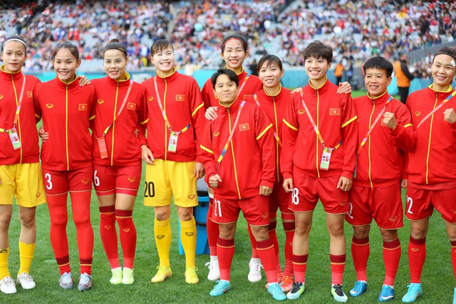 Hoan hô thủ môn Kim Thanh, xuất sắc cản phá penalty giúp đội tuyển nữ Việt Nam thoát bàn thua - Ảnh 13.