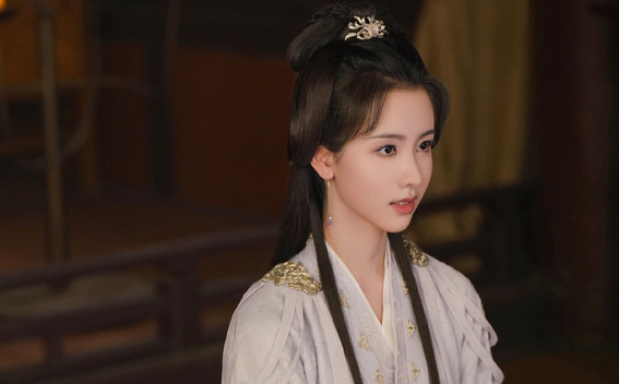 Hơn 2 triệu fan h&oacute;ng chờ si&ecirc;u phẩm cổ trang c&oacute; nam ch&iacute;nh giả g&aacute;i đẹp xuất sắc, nữ ch&iacute;nh l&agrave; Lưu Diệc Phi thế hệ mới - Ảnh 5.