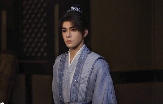 Hơn 2 triệu fan h&oacute;ng chờ si&ecirc;u phẩm cổ trang c&oacute; nam ch&iacute;nh giả g&aacute;i đẹp xuất sắc, nữ ch&iacute;nh l&agrave; Lưu Diệc Phi thế hệ mới - Ảnh 6.