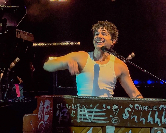 Hé lộ setlist trình diễn chính thức của Charlie Puth tại 8Wonder: có tương đồng với tour diễn quốc tế? - Ảnh 2.