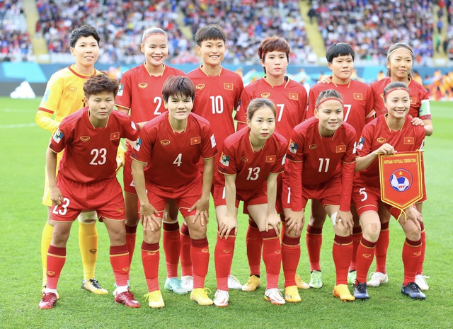 Hoan hô thủ môn Kim Thanh, xuất sắc cản phá penalty giúp đội tuyển nữ Việt Nam thoát bàn thua - Ảnh 11.