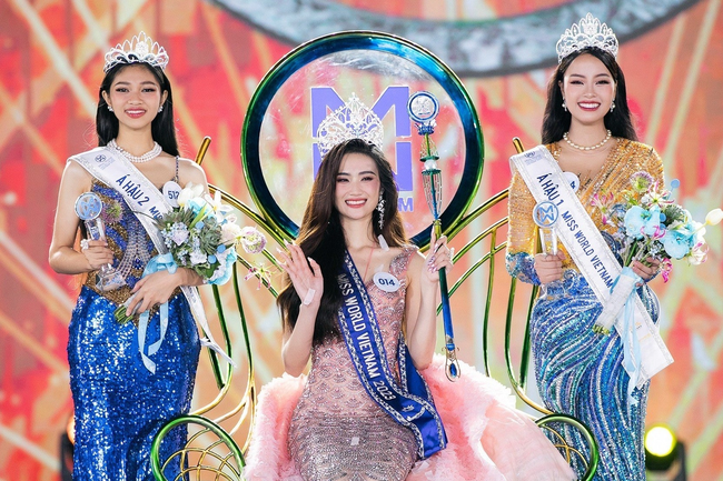 Phong cách thời trang đời thường của Top 3 Miss World Việt Nam 2023 - Ảnh 1.