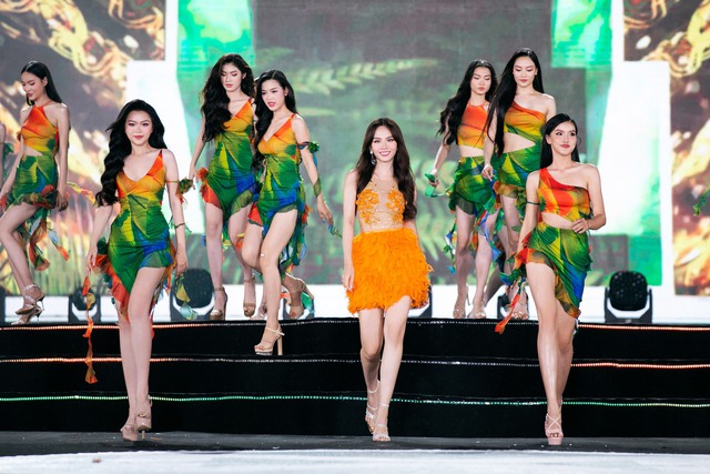 Chung kết Miss World Vietnam 2023: Ấn tượng với khoảnh khắc đăng quang của Huỳnh Trần Ý Nhi - Ảnh 6.
