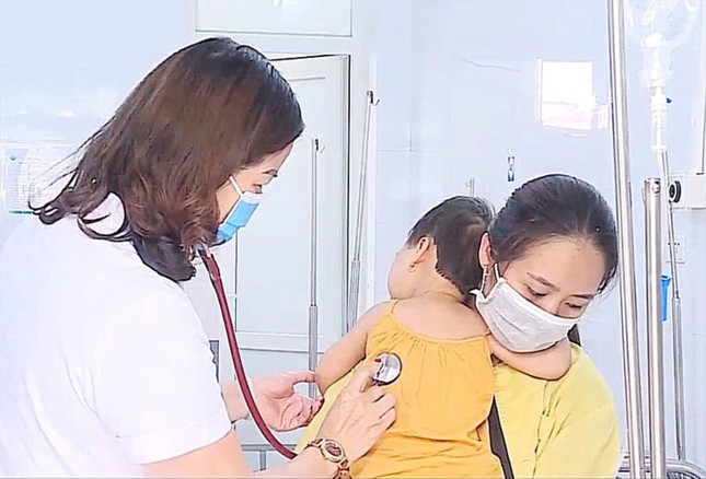 Chủng virus nguy hiểm g&acirc;y bệnh tay ch&acirc;n miệng - Ảnh 1.