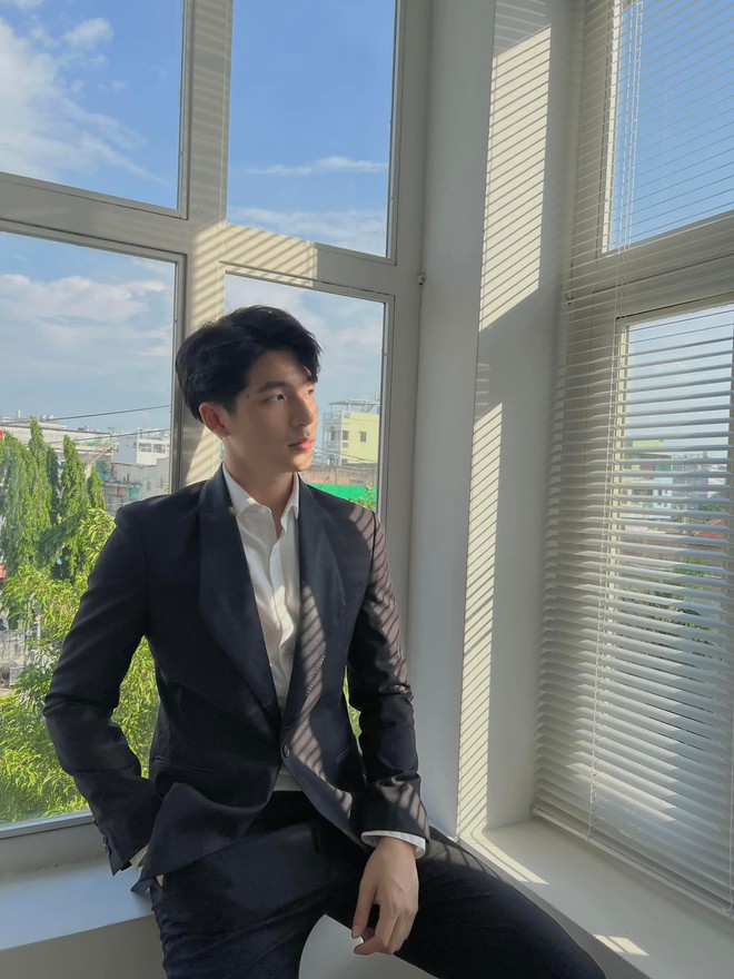 Hotboy đ&oacute;ng phim mới của VFC: Từng l&agrave; bạn trai H&ograve;a Minzy, chuẩn gương mặt H&agrave;n Quốc - Ảnh 6.