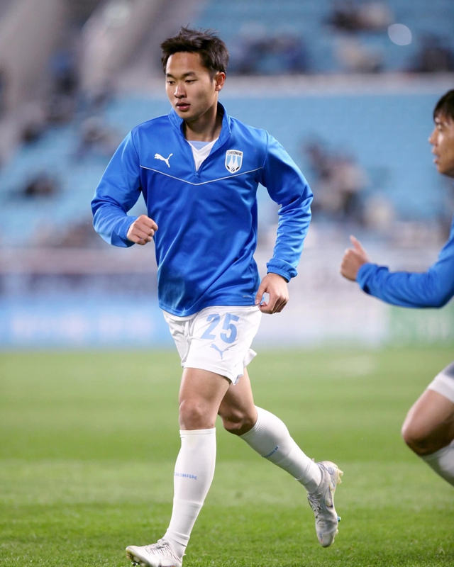Sao trẻ HAGL đang thi đấu ở Hàn Quốc được triệu tập lên U23 Việt Nam - Ảnh 1.