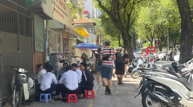 Nữ du kh&aacute;ch Anh n&ecirc;u l&yacute; do quyết định đến Việt Nam độc h&agrave;nh trong một tuần - Ảnh 3.