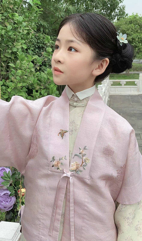 Sao nhí gây ức chế nhất màn ảnh lúc này: Cứ mở miệng là quát người lớn, dân tình đòi cắt vai ngay để cứu phim - Ảnh 7.