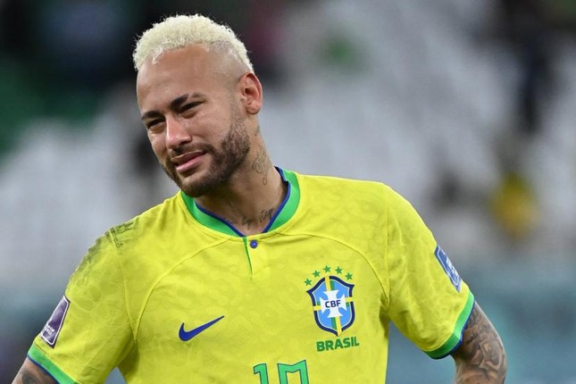 Neymar bị phạt 3,5 triệu USD v&igrave; hủy hoại m&ocirc;i trường - Ảnh 1.