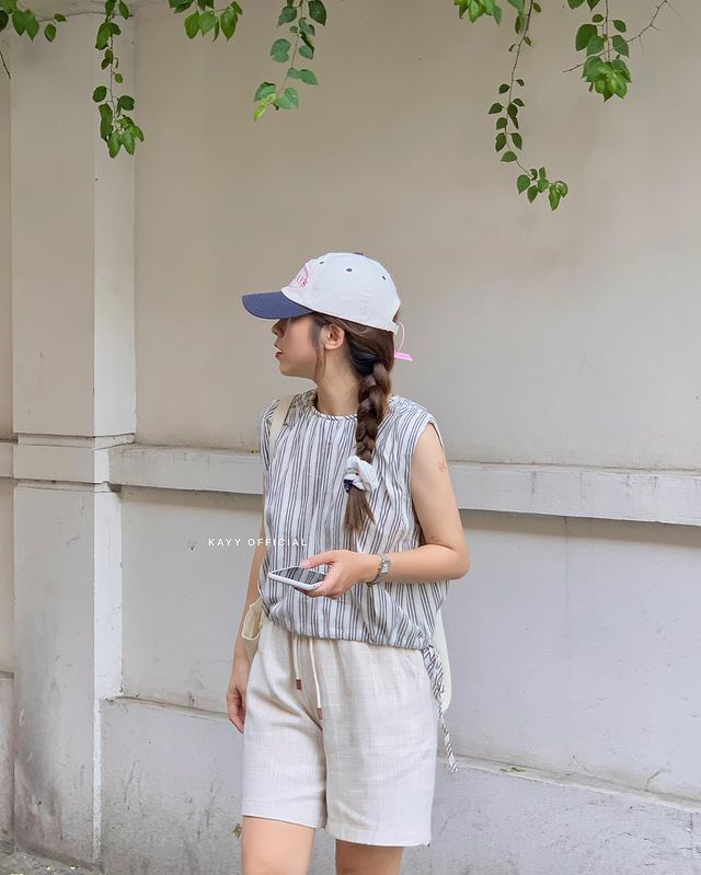 Món đồ thời trang giúp mẹ 1 con Son Ye Jin mãi trẻ, phối kiểu gì cũng ăn gian được vài tuổi - Ảnh 13.