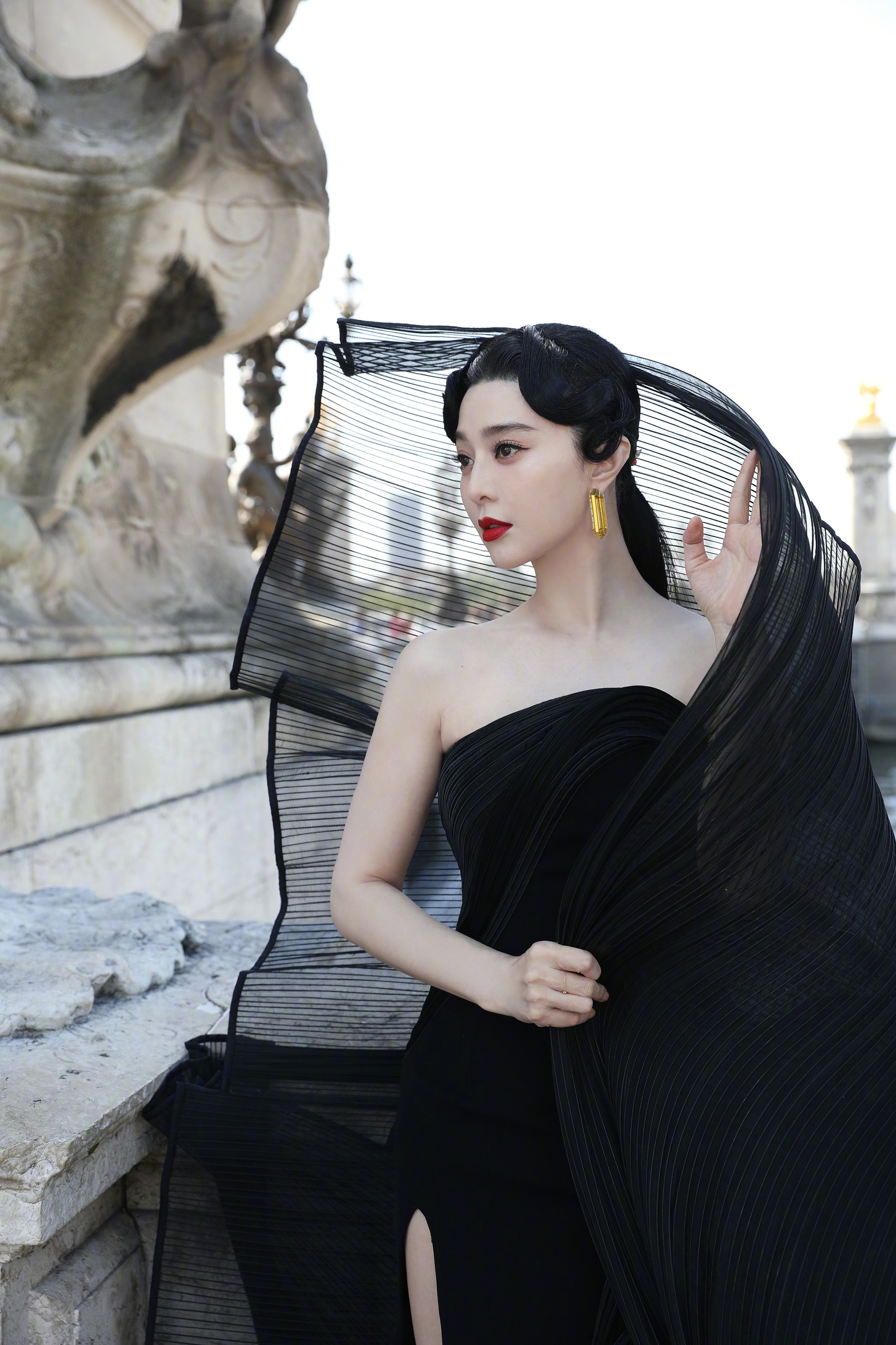 Phạm Băng Băng đẹp mỹ miều, không để lộ bất kỳ khuyết điểm nào trong ảnh do...