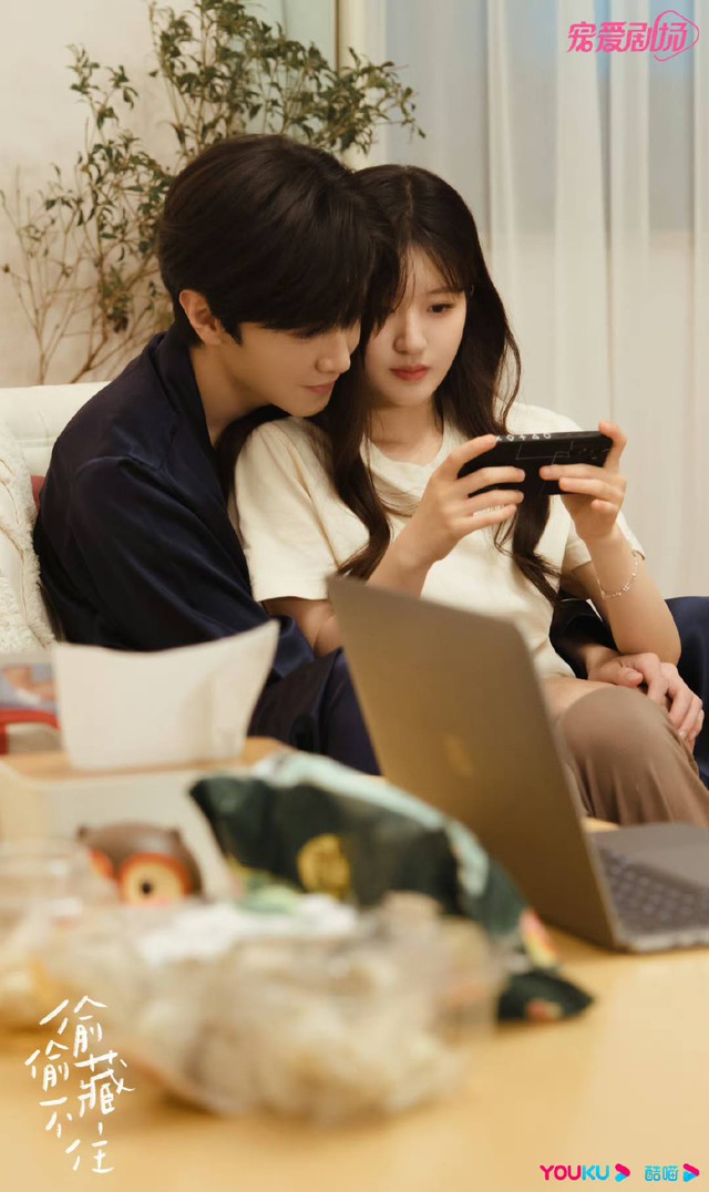 Vụng Trộm Không Thể Giấu gấp rút kết thúc, nam - nữ chính gây sốt vì loạt cảnh tình cảm - Ảnh 2.