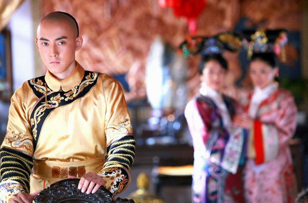 Mỹ nam 12 năm nhan sắc không đổi: Khiến Triệu Lệ Dĩnh mang ơn vì 1 bát mì, tụt dốc đến mức fan bỏ đi gần hết - Ảnh 2. Mỹ nam 12 năm nhan sắc không đổi: Khiến Triệu Lệ Dĩnh mang ơn vì 1 bát mì, tụt dốc đến mức fan bỏ đi gần hết - Ảnh 2.