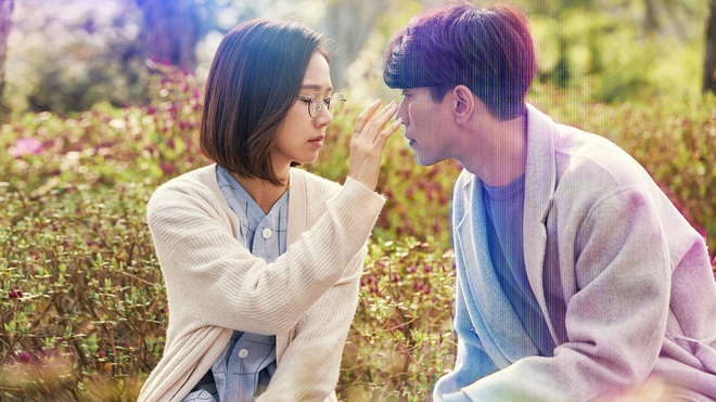 6 cặp đôi phim Hàn tréo ngoe nhất mọi thời đại: Song Hye Kyo gây sốc thế nào mà rating hơn 46%? - Ảnh 2.