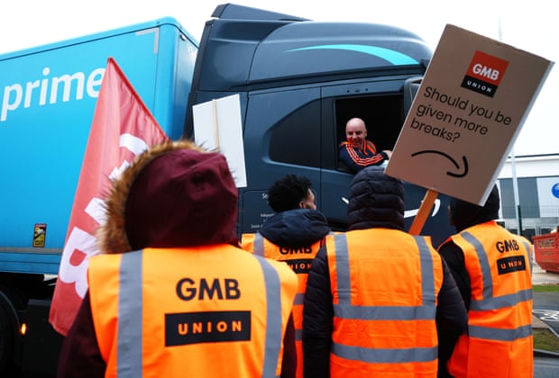 Làn sóng đình công của nhân viên Amazon ở Anh: Cuộc chiến dai dẳng không hồi kết