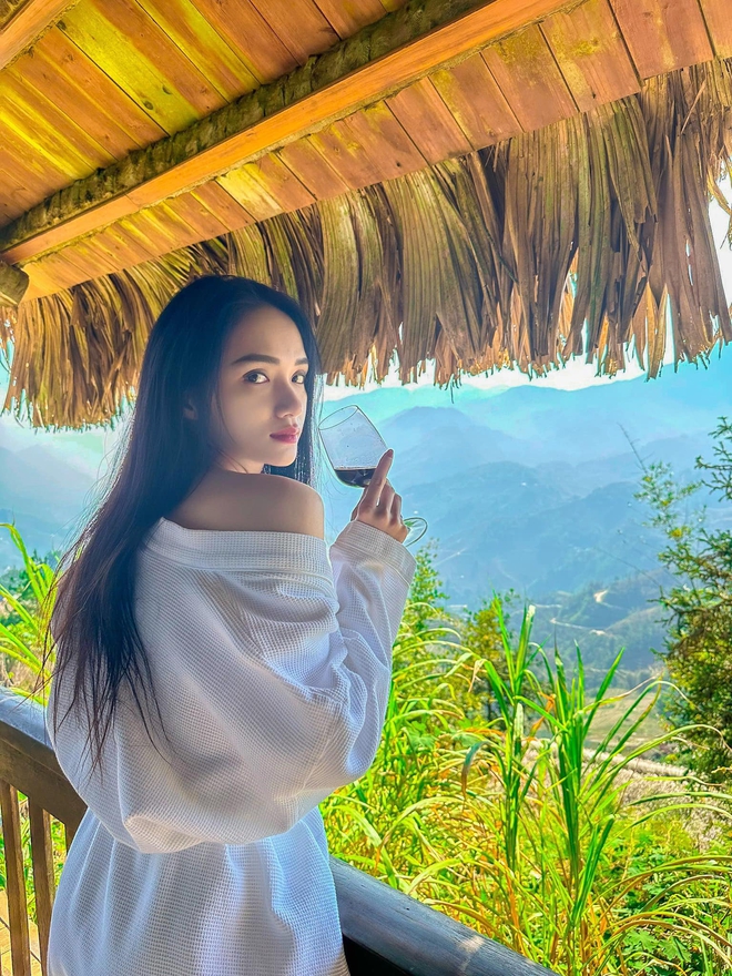 Nàng hậu Vbiz từng bị lập nhóm antifan cực căng, phải huỷ show và ở ẩn gần nửa năm để tránh bão giờ ra sao? - Ảnh 7. Nàng hậu Vbiz từng bị lập nhóm antifan cực căng, phải huỷ show và ở ẩn gần nửa năm để tránh bão giờ ra sao? - Ảnh 7.