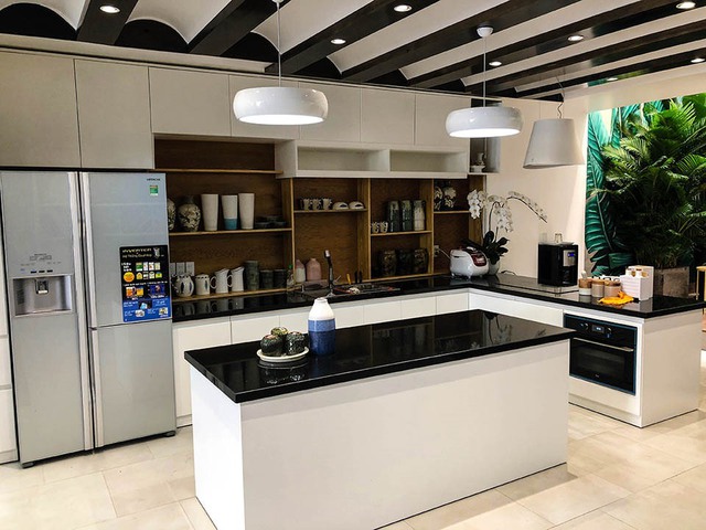 Biệt thự 23 tỷ của vợ chồng Hồ Quang Hiếu: Rộng 300m2, bên trong bề thế được trang trí hoành tráng - Ảnh 5.