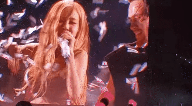 Biển trắng d&agrave;nh cho Ros&eacute; (BLACKPINK) khởi nguồn từ fan ở Philippines sang đến Ph&aacute;p, nhưng tại Việt Nam l&agrave; đỉnh cao nhất - Ảnh 7.