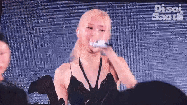 Biển trắng d&agrave;nh cho Ros&eacute; (BLACKPINK) khởi nguồn từ fan ở Philippines sang đến Ph&aacute;p, nhưng tại Việt Nam l&agrave; đỉnh cao nhất - Ảnh 10.