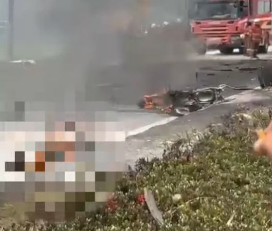 Máy bay Malaysia rơi và phát nổ giữa đường cao tốc, toàn bộ hành khách thiệt mạng - Ảnh 3.