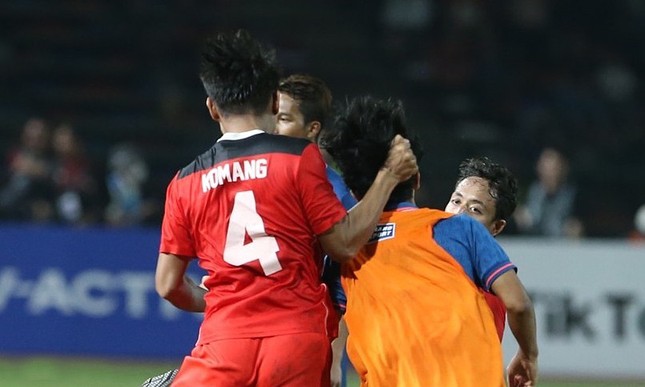 Cầu thủ Indonesia bị cấm ra sân tại giải U23 Đông Nam Á - Ảnh 2.