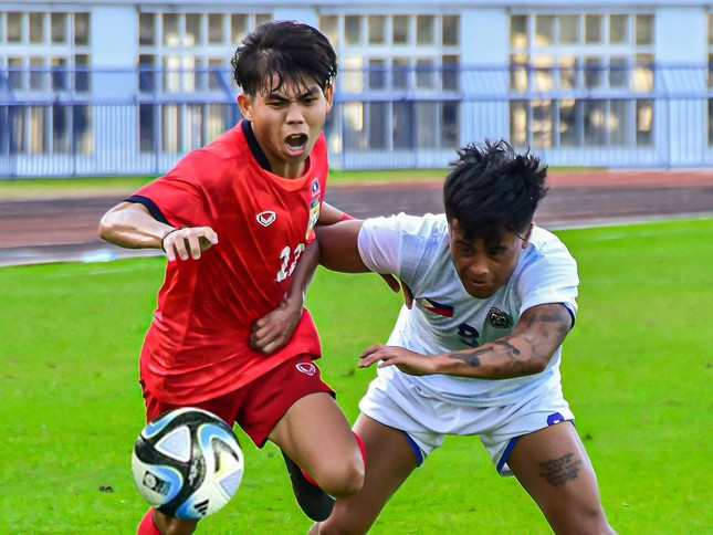ĐT Lào hút chết trước Philippines, U23 Việt Nam hưởng lợi - Ảnh 1.