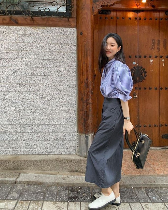 8 c&aacute;ch phối &aacute;o sơ mi dễ ứng dụng nhất cho n&agrave;ng c&ocirc;ng sở diện thu - Ảnh 2.