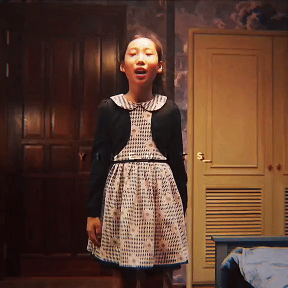 Tr&iacute;ch đoạn h&uacute;t 15 triệu view ở phim top 1 Việt Nam hiện tại: Một &aacute;nh mắt mở ra bi kịch đ&aacute;ng sợ nhất m&agrave;n ảnh H&agrave;n 2023 - Ảnh 3.