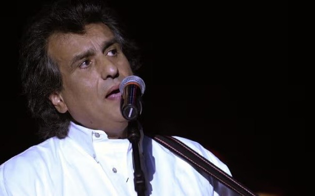 Danh ca Toto Cutugno nổi tiếng với bài hát Litaliano đã qua đời - Ảnh 1.