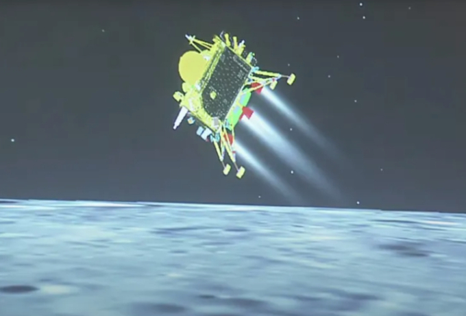 Khoảnh khắc lịch sử, trạm đổ bộ Vikram của Ấn Độ đáp xuống Mặt Trăng