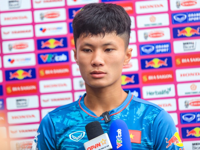 Nguyễn Thái Quốc Cường được Công Phượng mách nước trước ngày lên U23 Việt Nam - Ảnh 1.