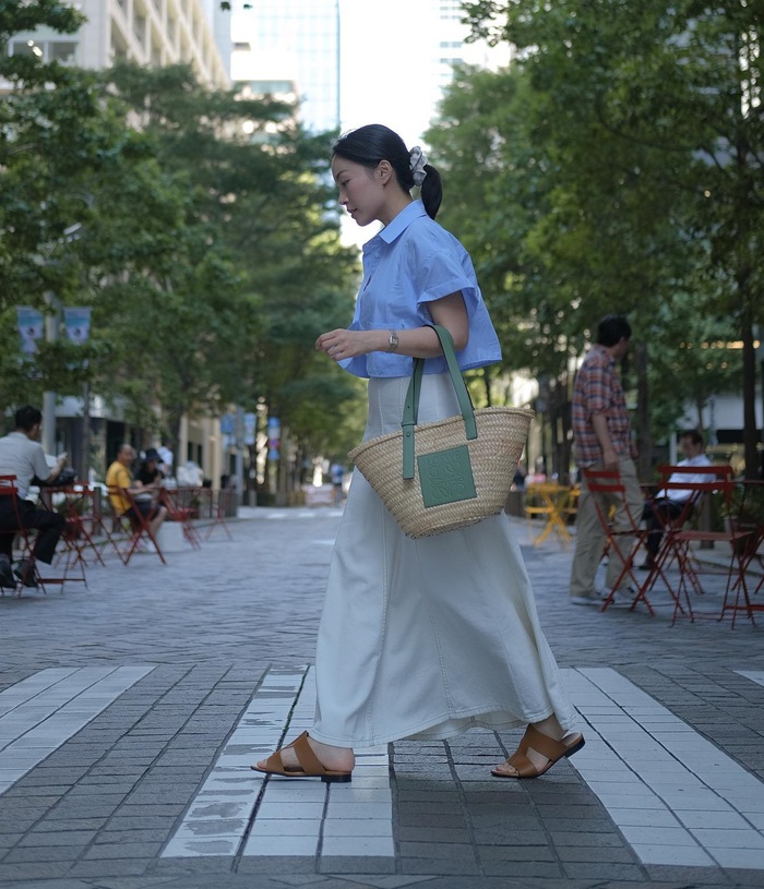10 cách diện chân váy dài tôn dáng từ các mỹ nhân Việt có chiều cao khiêm tốn - Ảnh 9.