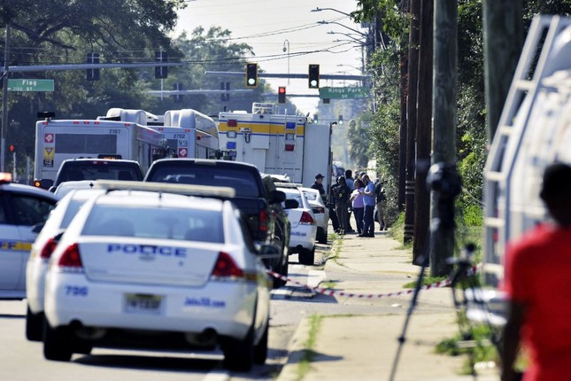 Mỹ: Người đàn ông nổ súng giết 3 người da màu vì thù hận sắc tộc - Ảnh 1.