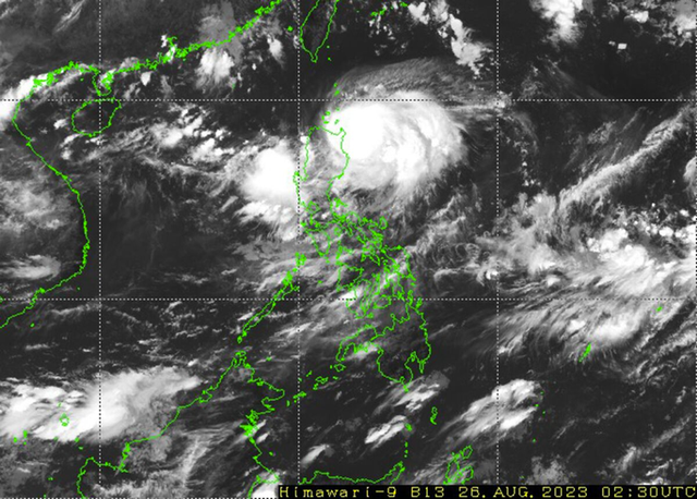 Philippines ảnh hưởng nặng nề bởi bão Saola