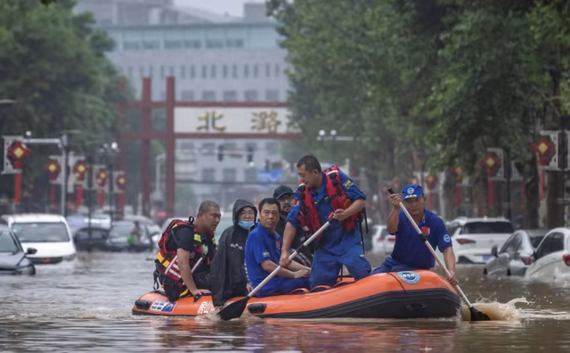 Trung Quốc: Tỉnh Hồ Nam hứng chịu mưa lớn kỷ lục, hàng nghìn người phải sơ tán - Ảnh 2.