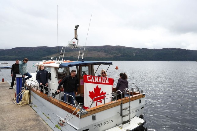 Scotland: Lần đầu tiên sau nửa thế kỷ, hàng trăm người cùng tìm kiếm quái vật hồ Loch Ness