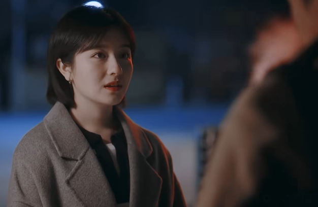 Cảnh tỏ tình gây sốt ở phim Hoa ngữ hot nhất hiện nay: Nam chính vừa già vừa sến vẫn khiến chị em đổ gục - Ảnh 2.