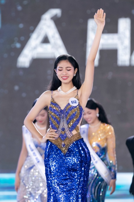 Top 3 Miss World Vietnam sau 1 tháng đăng quang: Ý Nhi mất hút khỏi các sự kiện, Minh Kiên visual lột xác vượt bậc - Ảnh 13.