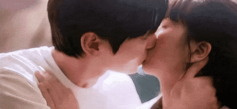 Cảnh hôn bùng nổ MXH của cặp đôi đẹp nhất phim Hàn hiện tại, netizen mong yêu thật ngoài đời - Ảnh 6.