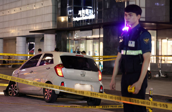 Vụ đâm dao khiến 14 người bị thương tại Hàn Quốc: Lời khai rùng mình của nghi phạm - Ảnh 1.