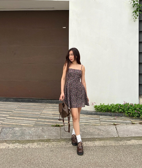 Sao Hàn đi du lịch Việt Nam: Ăn mặc đơn giản, thoải mái, quan trọng là vẫn siêu xinh - Ảnh 14.