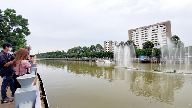 Những trải nghiệm thú vị bên sông Sài Gòn - Ảnh 6.