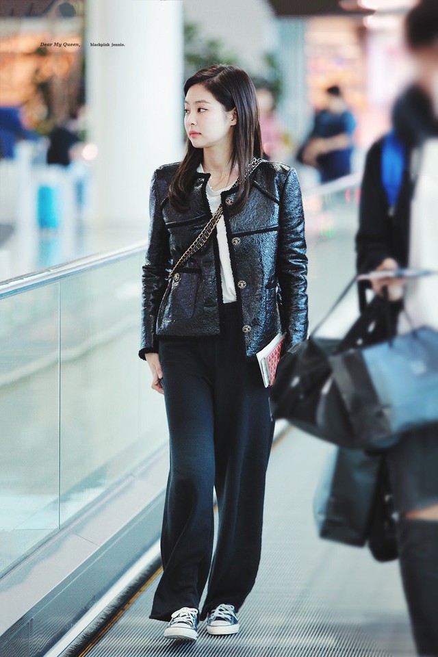 Thời trang của BLACKPINK thời mới ra mắt: Đơn giản v&agrave; kh&ocirc;ng c&oacute; dấu hiệu lỗi mốt, bạn vẫn c&oacute; thể học theo - Ảnh 1.