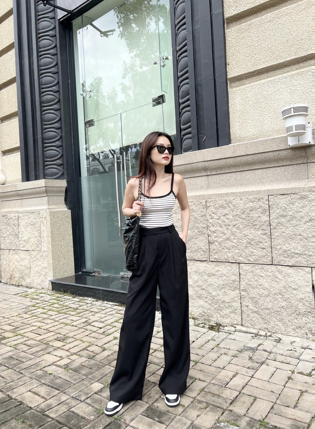 Thời trang của BLACKPINK thời mới ra mắt: Đơn giản v&agrave; kh&ocirc;ng c&oacute; dấu hiệu lỗi mốt, bạn vẫn c&oacute; thể học theo - Ảnh 10.